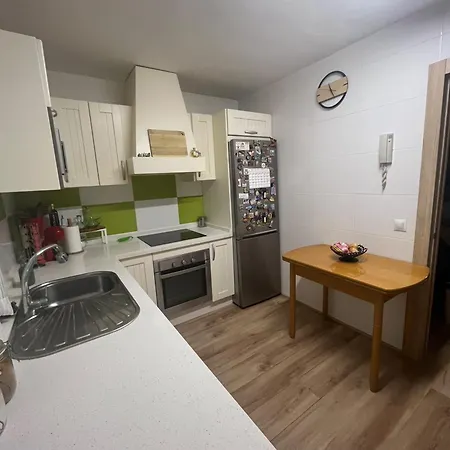 Amplia Privada En El Centro De Torremolinos