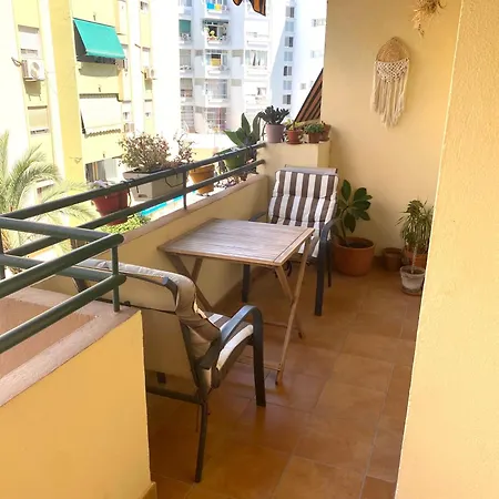 Guest house Amplia Privada En El Centro De Torremolinos
